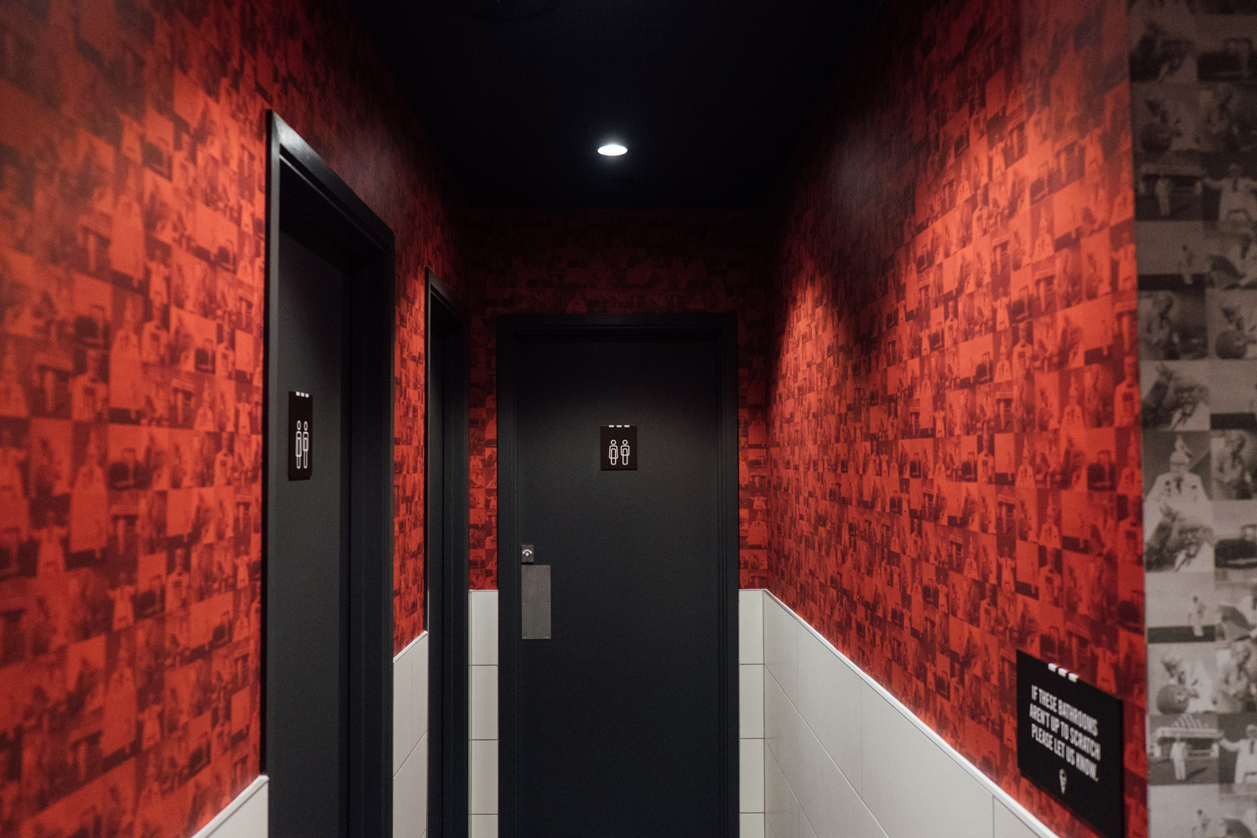KFC Fort St toilet wallpaper